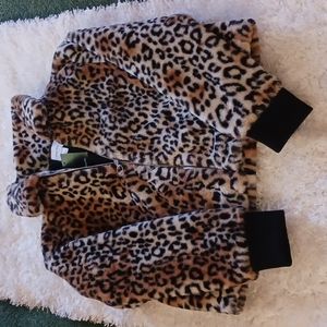 NWT This women's Nine West faux-fur bomber jacket